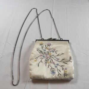 Valerie Stevens Ivory Embroidered Floral Clutch Evening‎ Bag Chain Strap